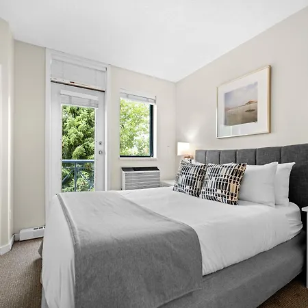 Alpenglow Lodge Two Bedroom Apartment By Mva Whistler Exterior photo
