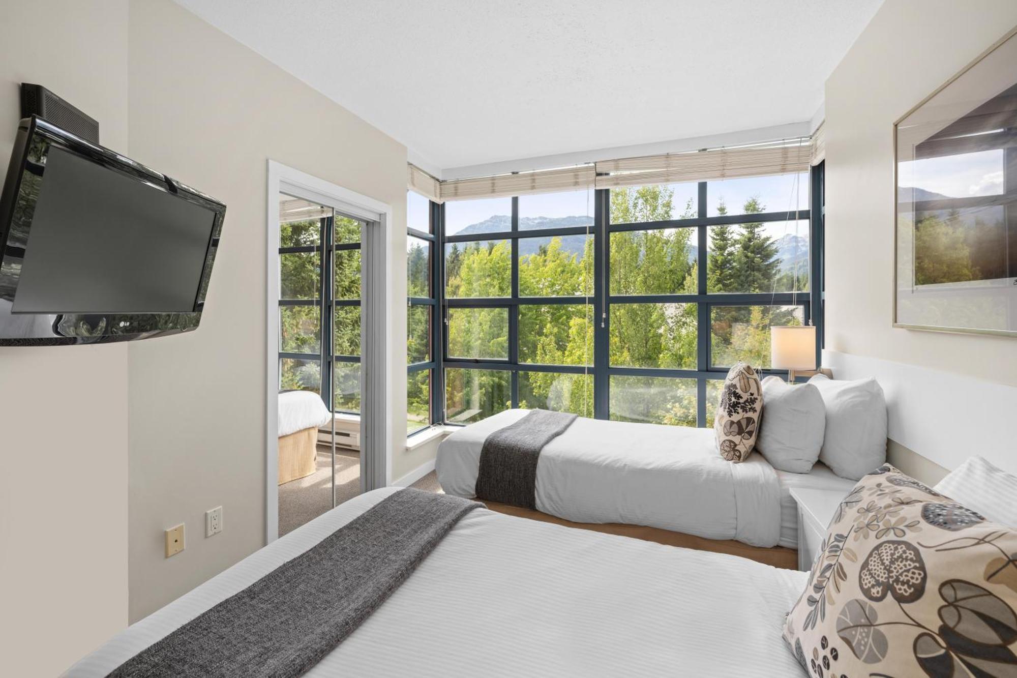 Alpenglow Two Bedroom By Mva Whistler
